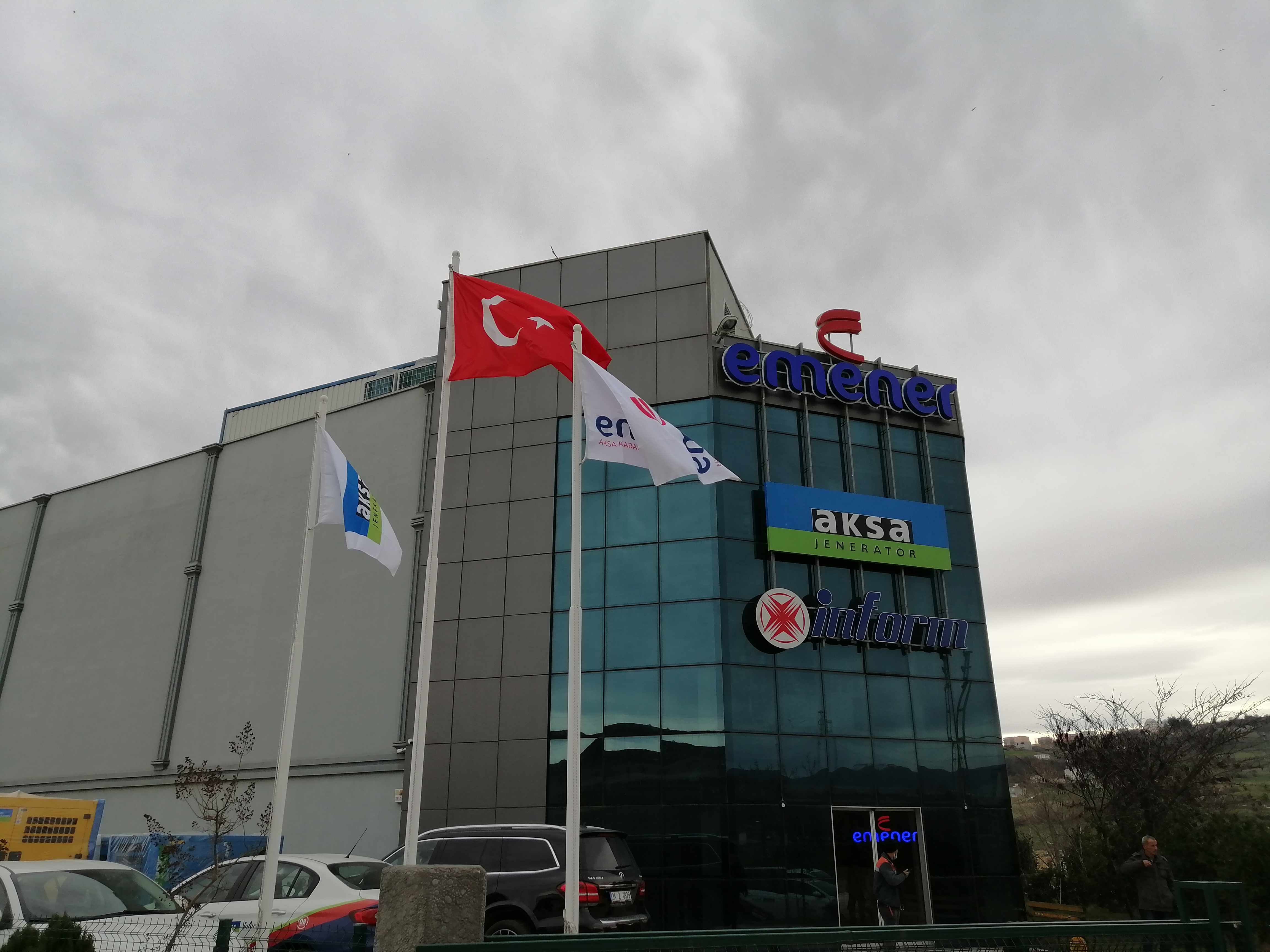 Teknik Servis UPS